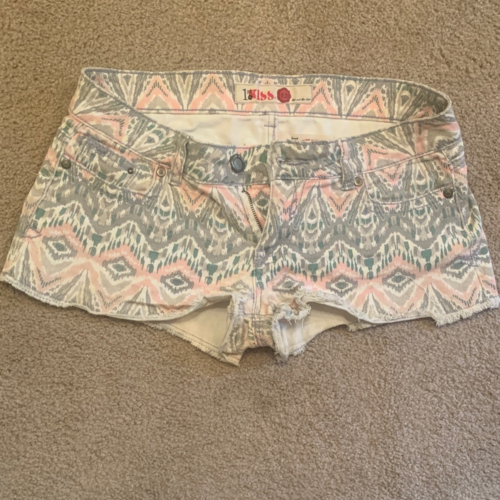 1st Kiss Women's Jean Shorts with Tribal Pattern